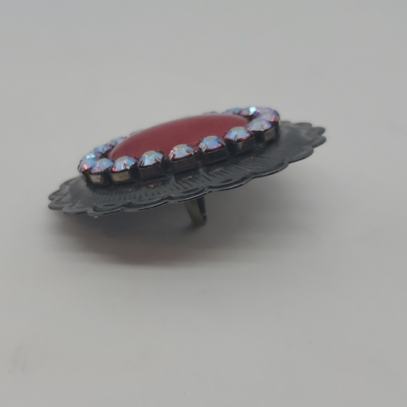 JUMBO RED JADE RHINESTONE CONCHO RING - Picture 4 of 4